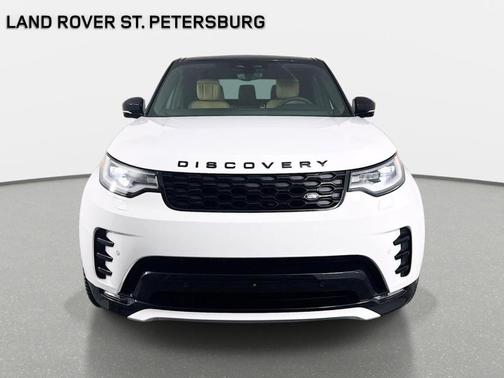 Fuji White 2025 Land Rover Discovery P300 Dynamic SE