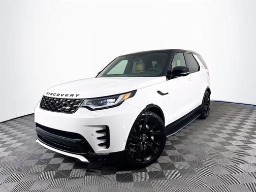 2025 Land Rover Discovery P300 Dynamic SE