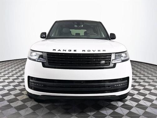 2025 Land Rover Range Rover P530 SE 7 Seat