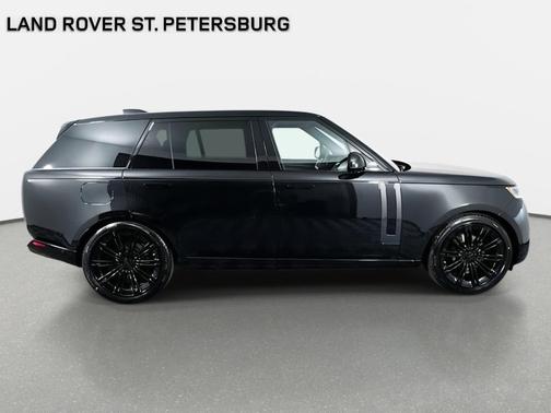 2026 Land Rover Range Rover P400 SE 7 Seat