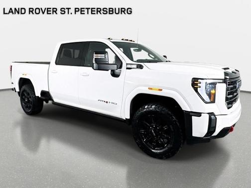 Summit White 2024 GMC Sierra 2500 AT4