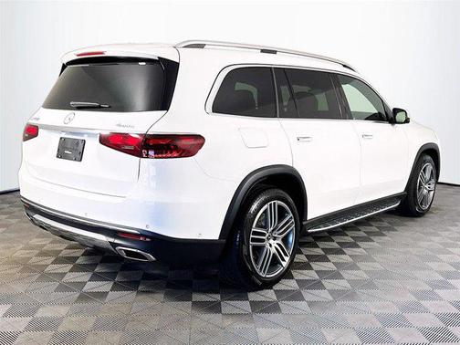 2025 Mercedes-Benz GLS 450 4MATIC