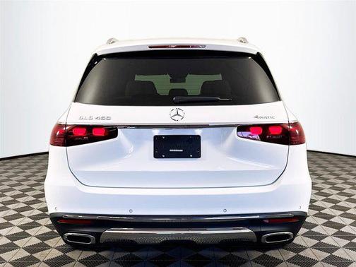 2025 Mercedes-Benz GLS 450 4MATIC