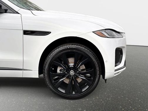 Fuji White 2026 Jaguar F-PACE P250 R-Dynamic S