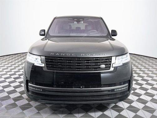 2023 Land Rover Range Rover P440e SE
