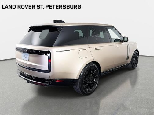 Sunset Gold In Satin Finish 2026 Land Rover Range Rover P530 SE
