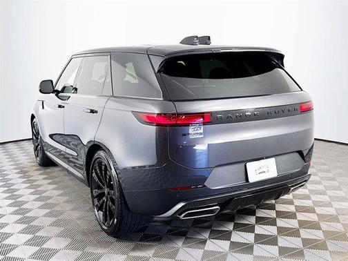 2025 Land Rover Range Rover Sport P360 SE