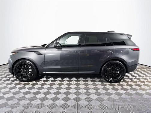 2025 Land Rover Range Rover Sport P360 SE