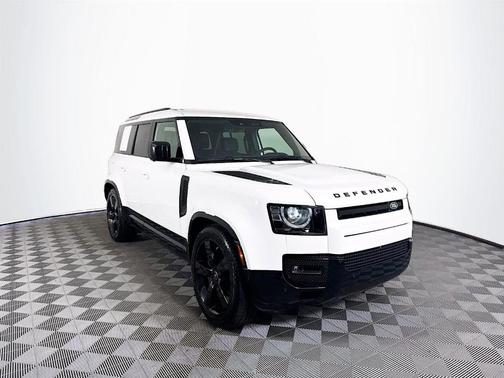 2025 Land Rover Defender P400 X-Dynamic SE