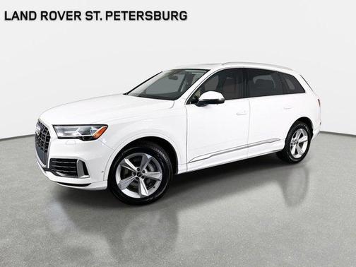 2021 Audi Q7 45 Premium Plus