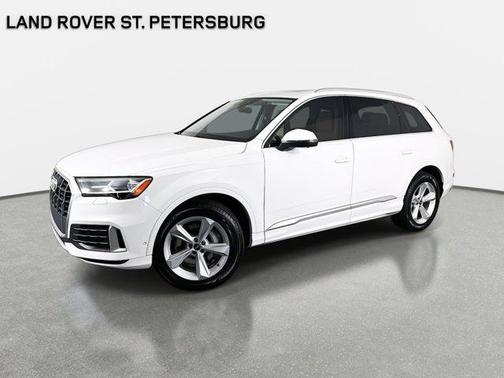 2021 Audi Q7 45 Premium Plus