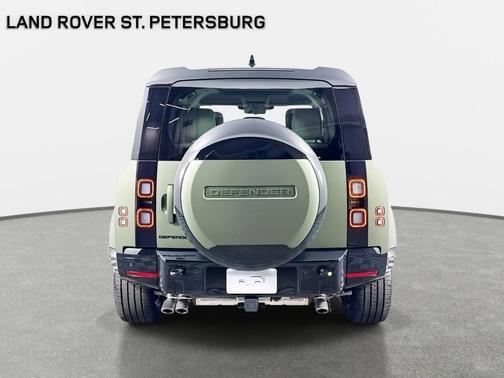 2026 Land Rover Defender 110 X-Dynamic SE