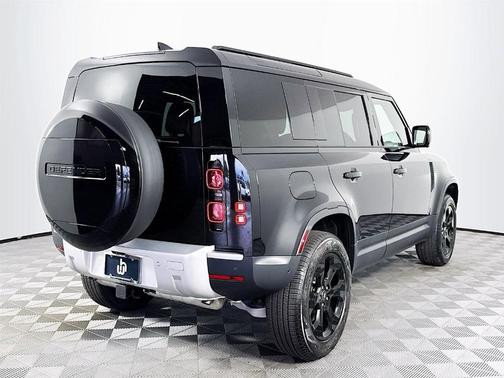 2025 Land Rover Defender P300