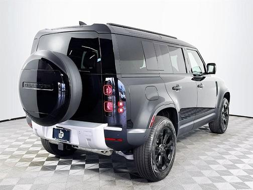 2025 Land Rover Defender P300
