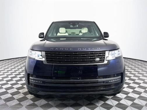 2025 Land Rover Range Rover P530 SE