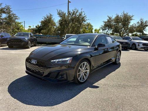 2025 Audi A5 Sportback S line Premium