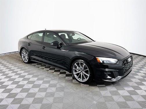 2025 Audi A5 Sportback S line Premium