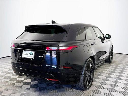 2026 Land Rover Range Rover Velar P250 Dynamic SE