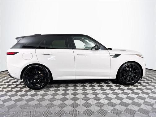 2025 Land Rover Range Rover Sport P400 Dynamic SE