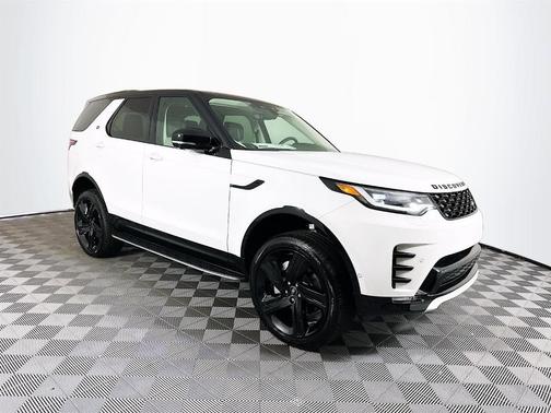 2025 Land Rover Discovery P300 Dynamic SE