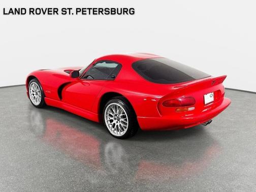 Red 2001 Dodge Viper GTS
