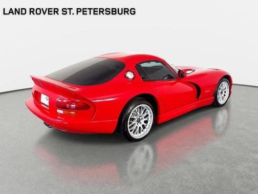 Red 2001 Dodge Viper GTS
