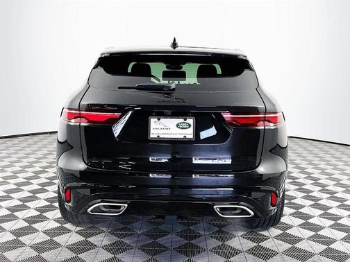 2025 Jaguar F-PACE P400 R-Dynamic S