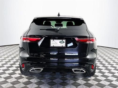 2025 Jaguar F-PACE P400 R-Dynamic S