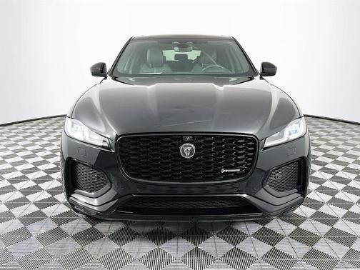 2025 Jaguar F-PACE P400 R-Dynamic S