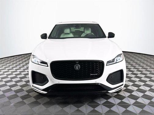 2025 Jaguar F-PACE P250 R-Dynamic S