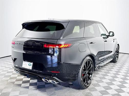 2025 Land Rover Range Rover Sport P530 Dynamic SE