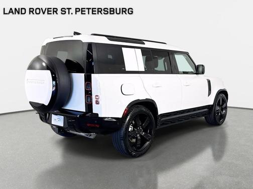 Fuji White 2026 Land Rover Defender 110 X-Dynamic SE