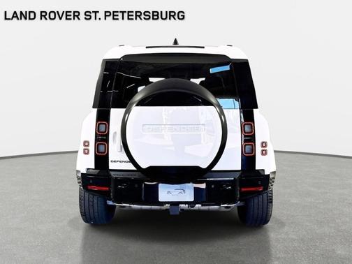 Fuji White 2026 Land Rover Defender 110 X-Dynamic SE