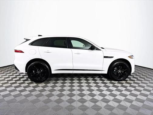 2025 Jaguar F-PACE P250 R-Dynamic S