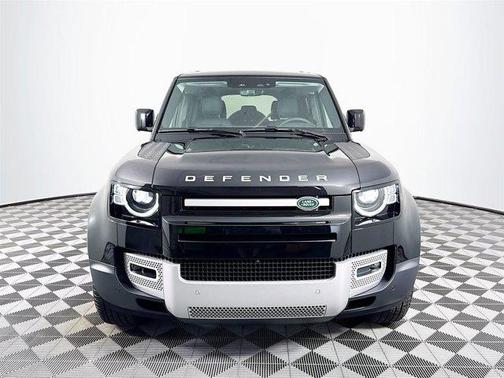 2025 Land Rover Defender P300