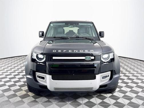 2025 Land Rover Defender P300