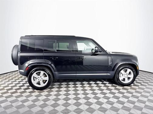 2025 Land Rover Defender P300