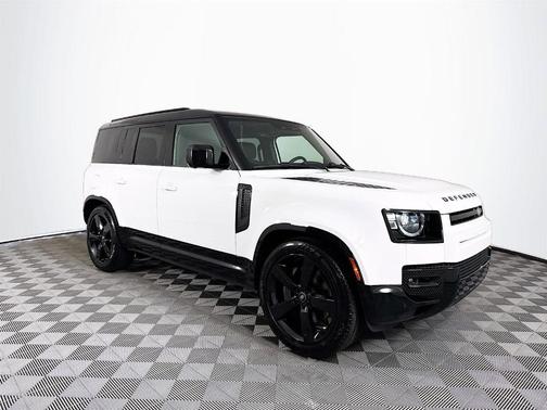 2025 Land Rover Defender P400 X-Dynamic SE