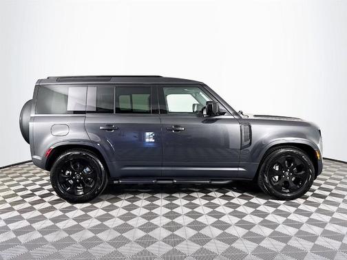 2025 Land Rover Defender P300