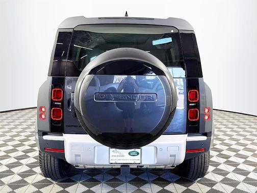 2025 Land Rover Defender P300