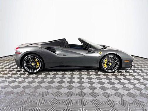 2019 Ferrari 488 Spider Base