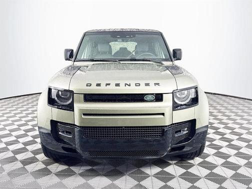 2025 Land Rover Defender P400 X-Dynamic SE