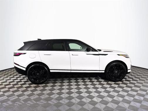 2026 Land Rover Range Rover Velar P250 Dynamic SE