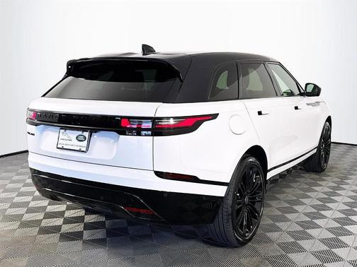 2026 Land Rover Range Rover Velar P250 Dynamic SE