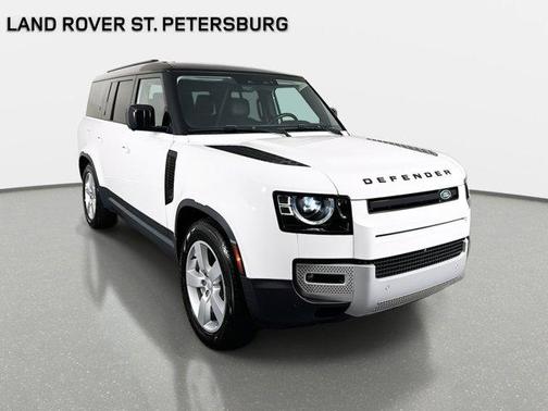 2023 Land Rover Defender SE