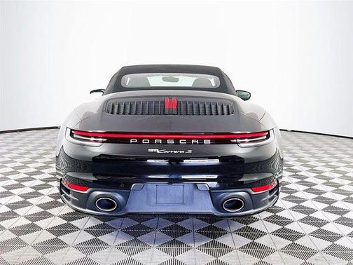 2023 Porsche 911 Carrera S