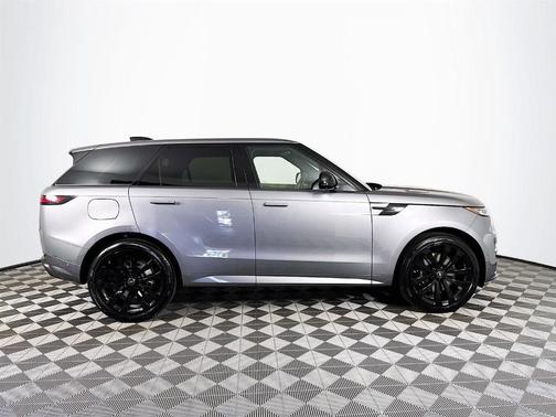 2025 Land Rover Range Rover Sport P530 Dynamic SE