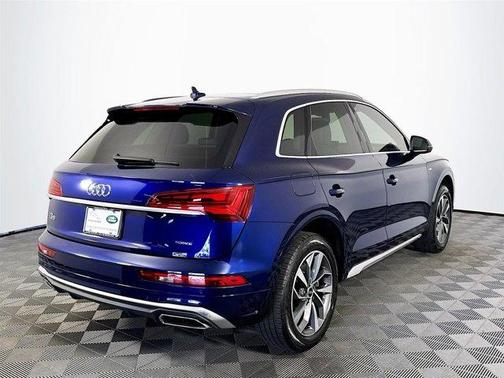 2022 Audi Q5 45 S line quattro Premium