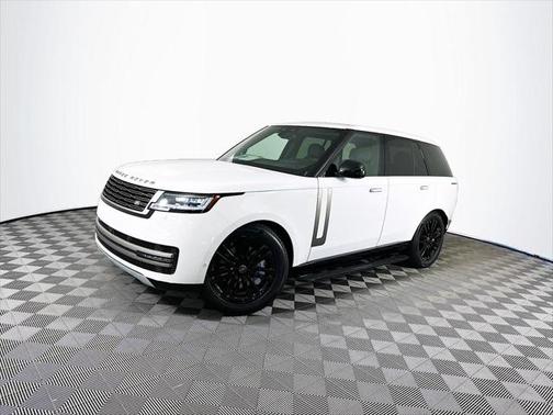 2025 Land Rover Range Rover P530 SE