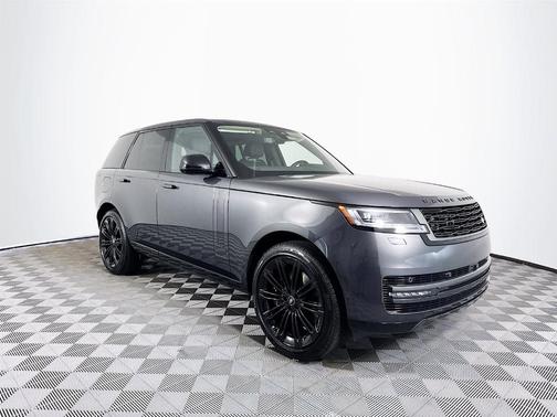 2025 Land Rover Range Rover P530 SE